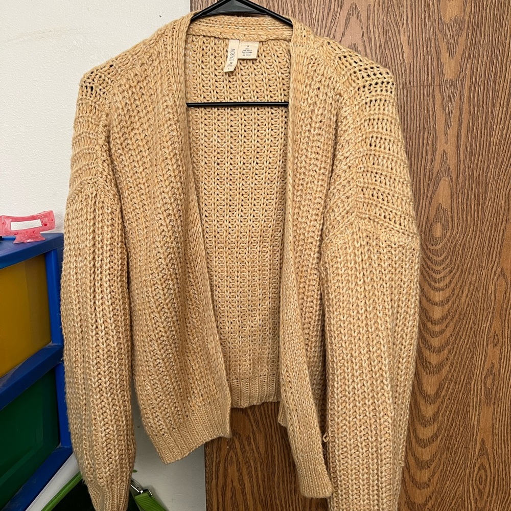 yellow sweater